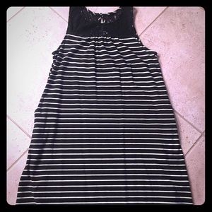 Black and white knit dress